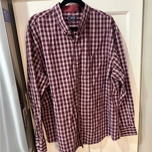 Izod Men's Maroon Plaid Button Down Shirt